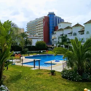 Apartamento Con Piscina Y Terraza Junto A La Playa Benalmádena